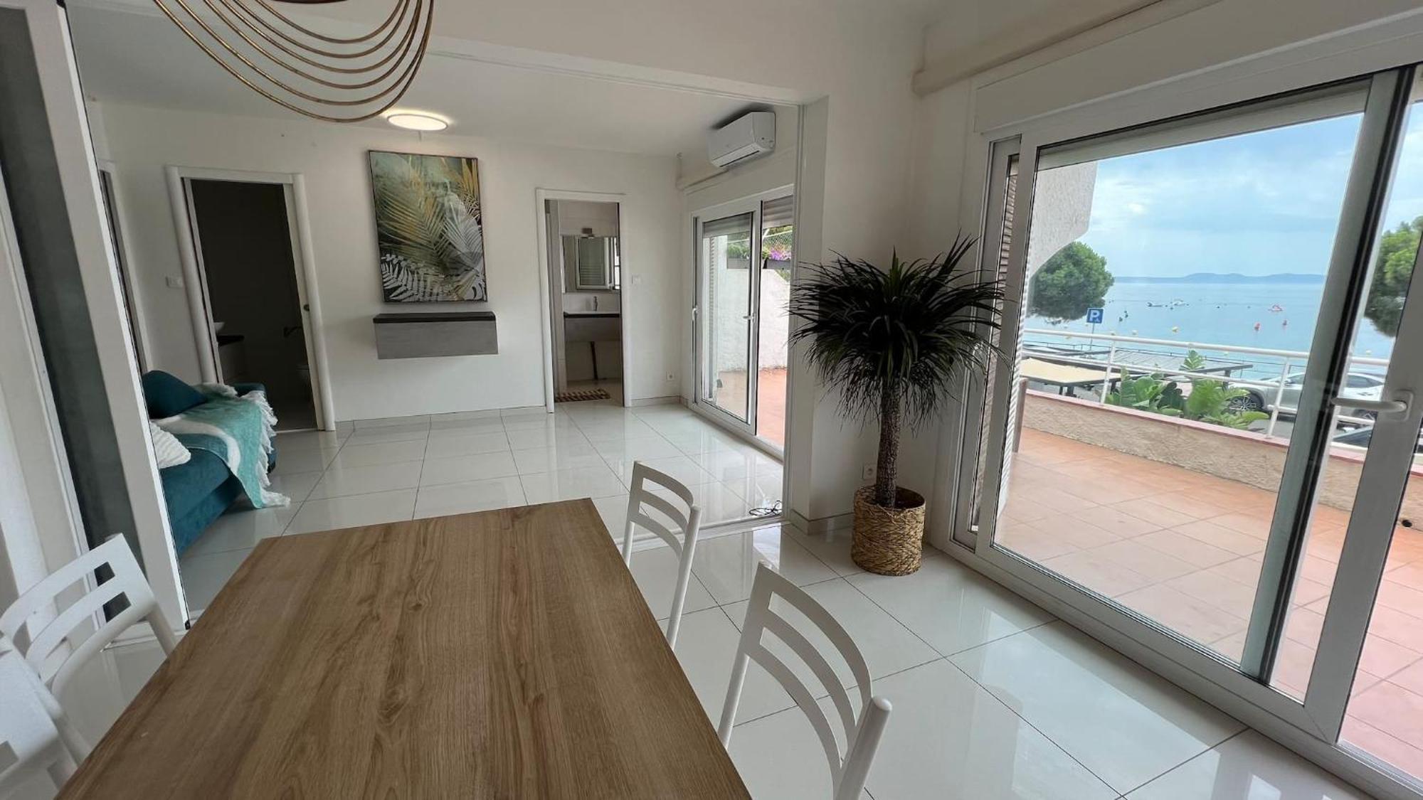 Precioso Apartamento Moderno En Primera Linea Del Mar Av-11 Roses Ngoại thất bức ảnh