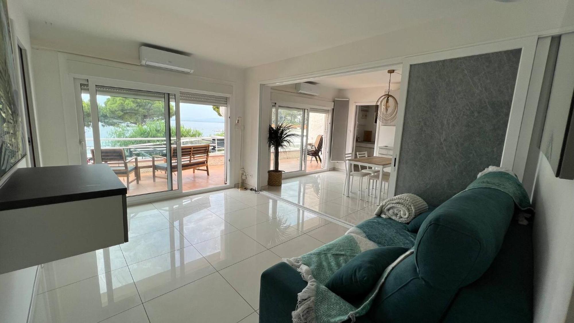 Precioso Apartamento Moderno En Primera Linea Del Mar Av-11 Roses Ngoại thất bức ảnh